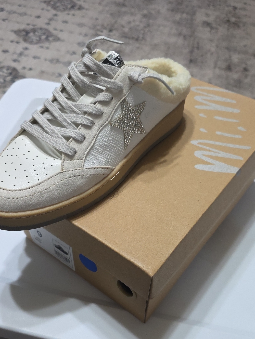 Womens Beige Star-Accent Faux Shearling Lace-Up Sneaker